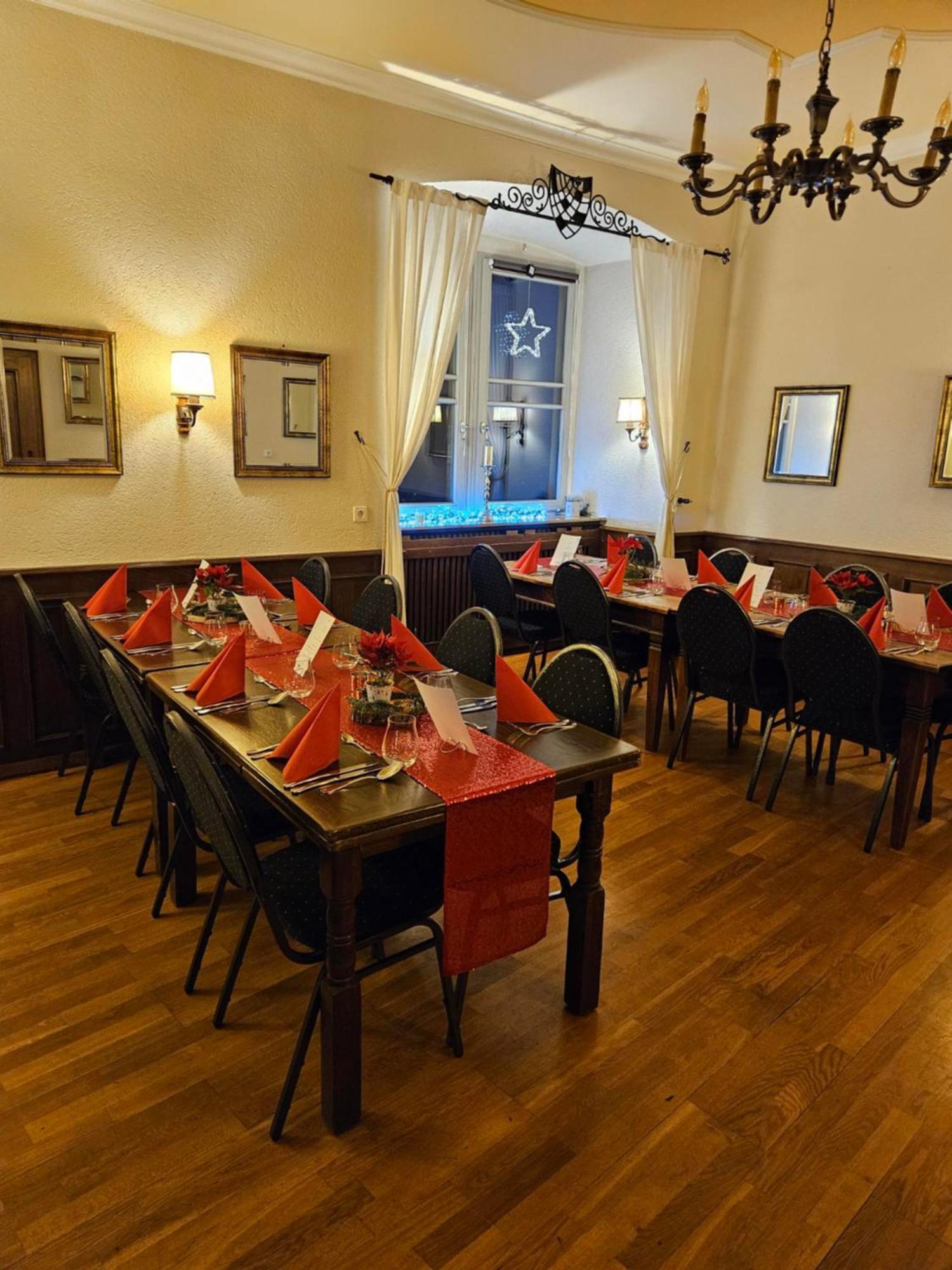 Eventlocation & Hotel Schloss Neuburg Obrigheim Bagian luar foto